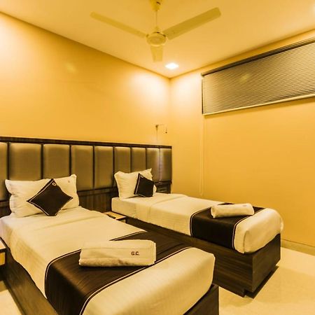 Hotel Golden Crown Mumbai Dış mekan fotoğraf